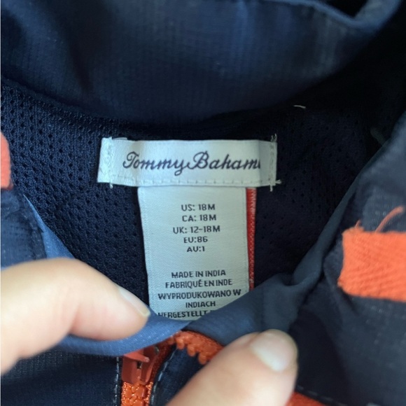 Tommy Bahama 18M shark zip up windbreaker - Picture 2 of 5